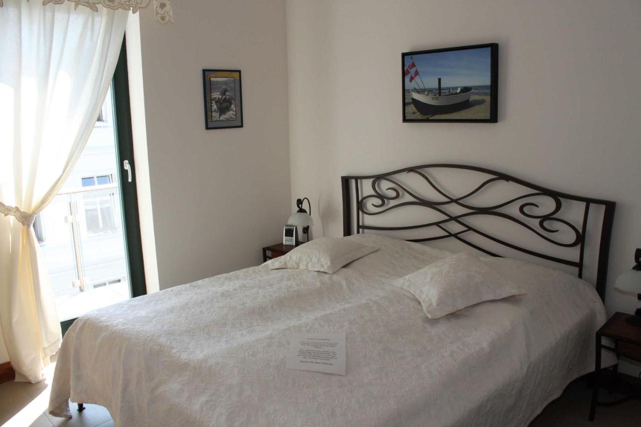 Ruegen Star Appartements De Luxe ซาสนิทซ์ ภายนอก รูปภาพ